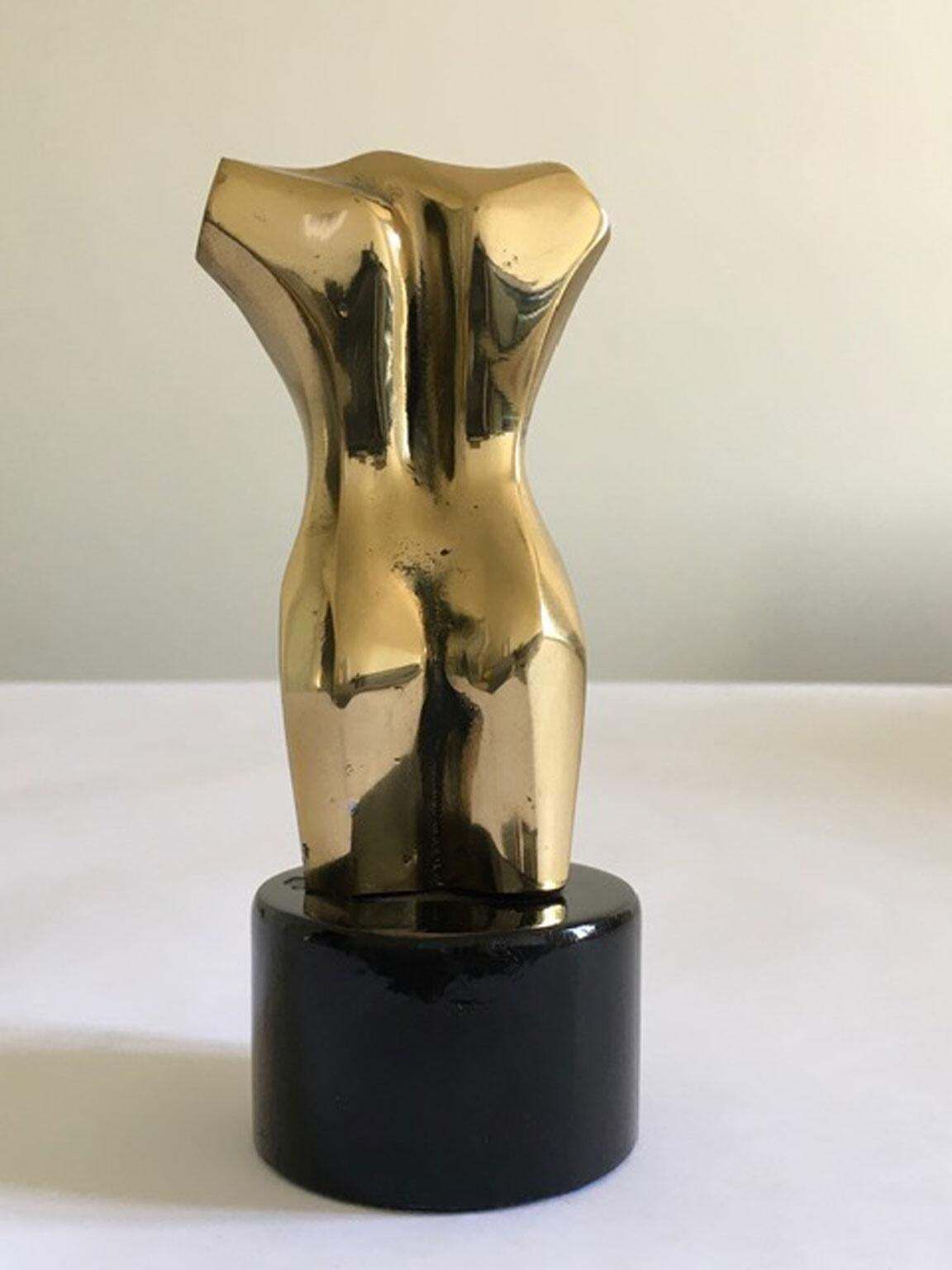 Buste féminin nu en bronze, multiple, fin du XXe siècle, Italie, années 1980, par Nanut photo vinterior