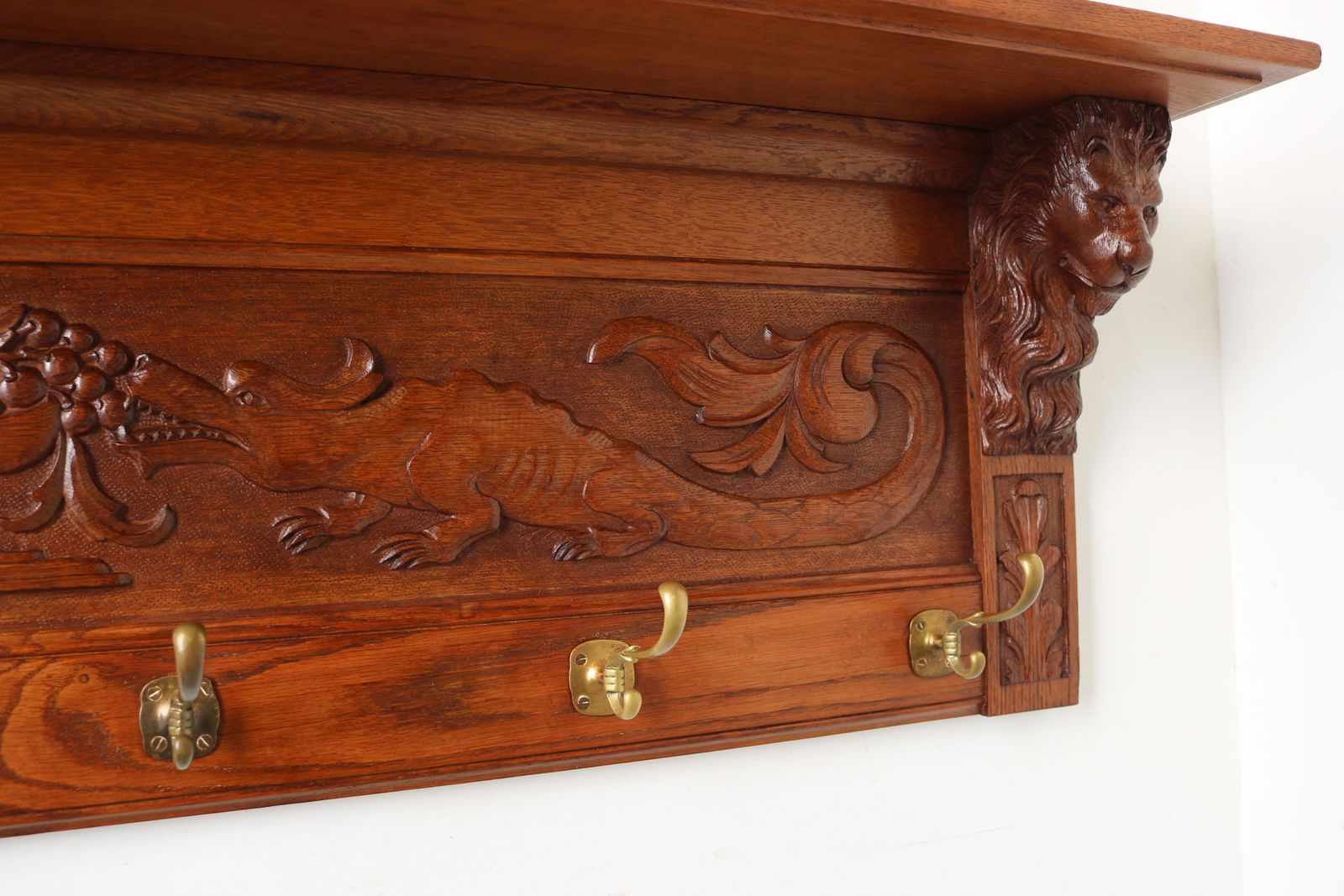 photo furniture Exquisite 19th Century French Antique Renaissance Revival Coat Rack Lion Masks