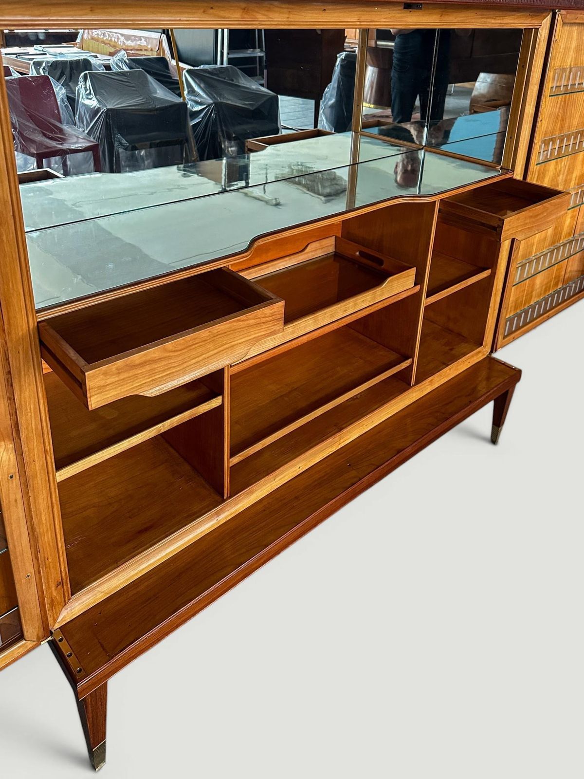 photo vinterior Italian Mid Century Sideboard Or Cabinet Bar Designed By Paolo Buffa, 1950s