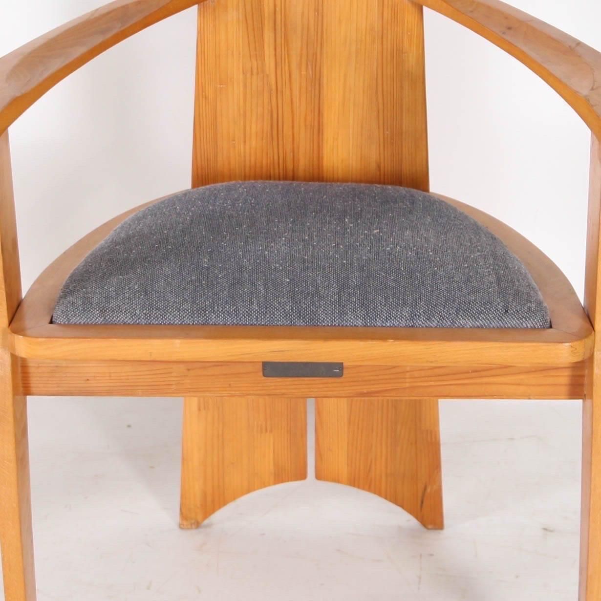 Pair Of Japanese Pinewood Armchairs photo Furniture