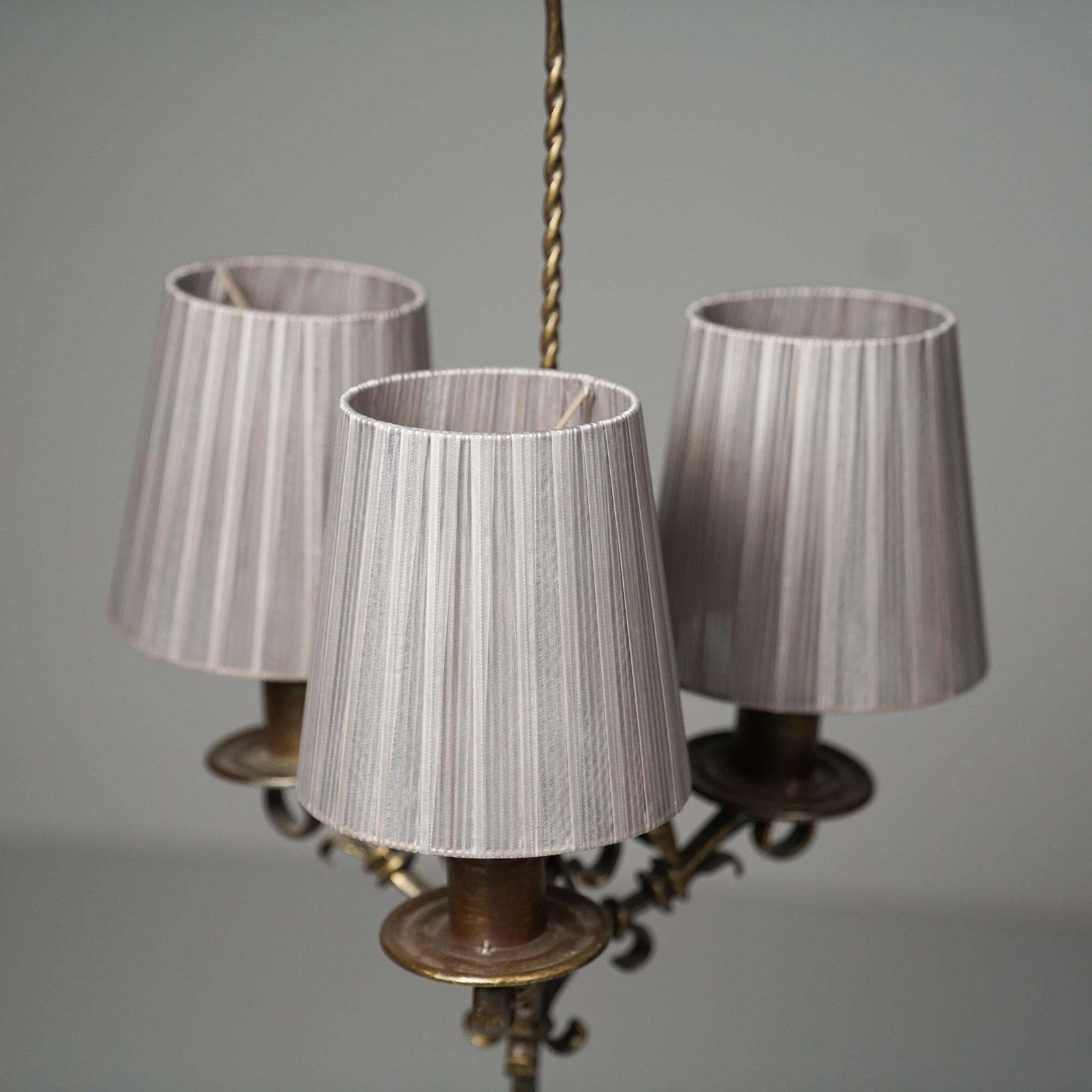 Model 812 Floor Lamp, Taidetakomo Hakkarainen, Finland, Early 20th Century photo Lighting