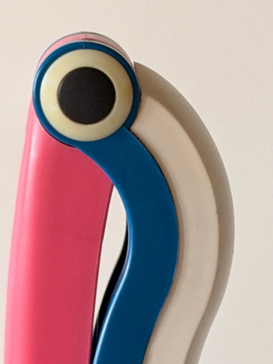 Toucan Lamp Van H.T. Huang, Jaren 1990 photo for sale