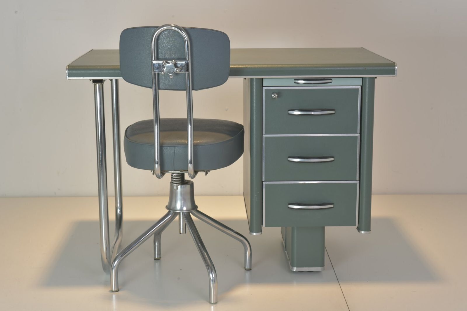 Steeltube Desk With Desk Chair From Nori, France, 1958, Set Of 2 photo furniture