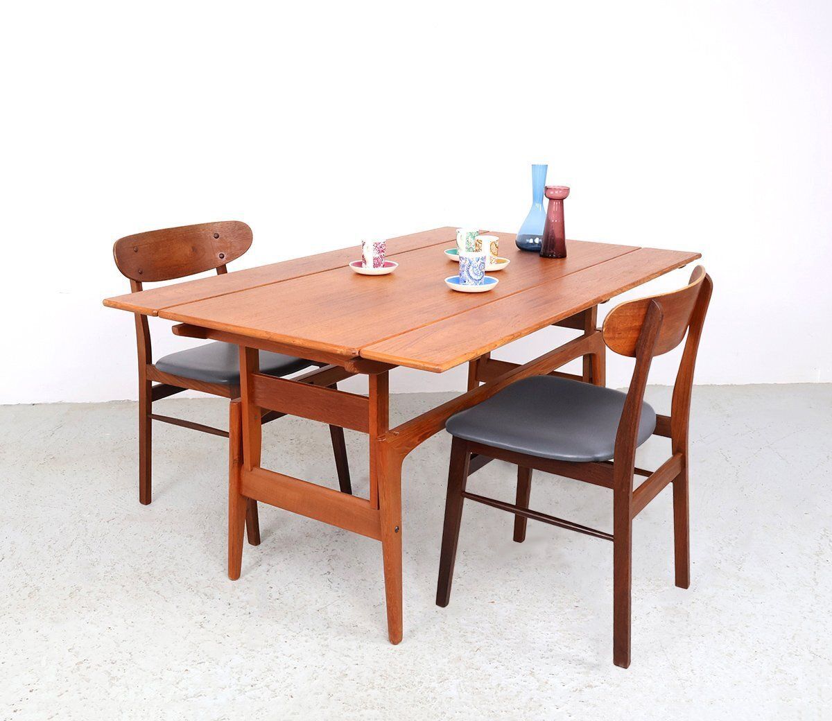 photo vintage Vintage Height Adjustable Coffee Or Dining Table By Kai Kristiansen For Trioh, 1970s