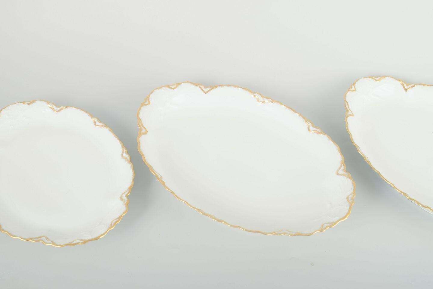 Haviland, France. Set Of Three Oval Porcelain Dishes In Porcelain. 1940s photo furniture