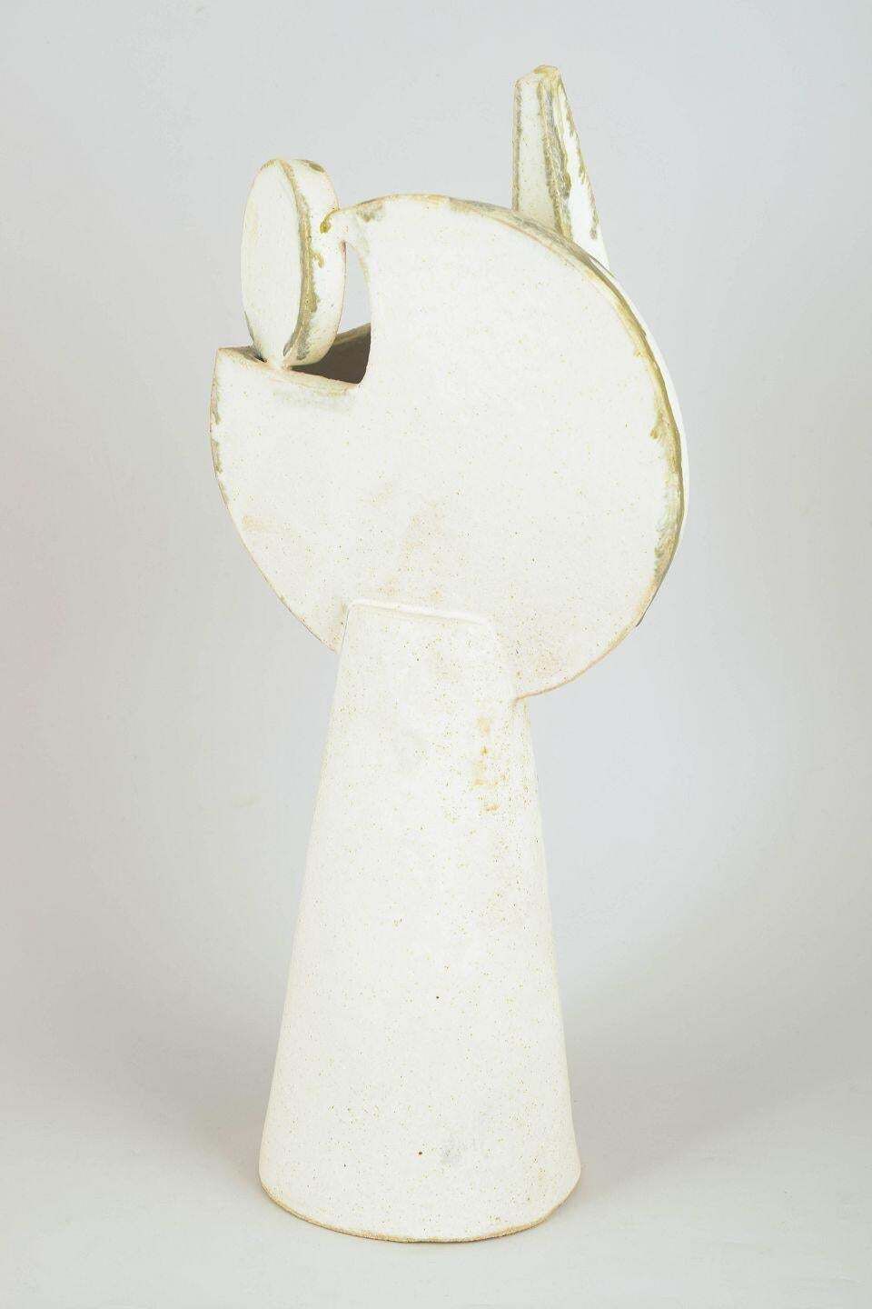 Christina Muff, Contemporary Danish Artist. Cubist Stoneware Bust. 2025 photo furniture