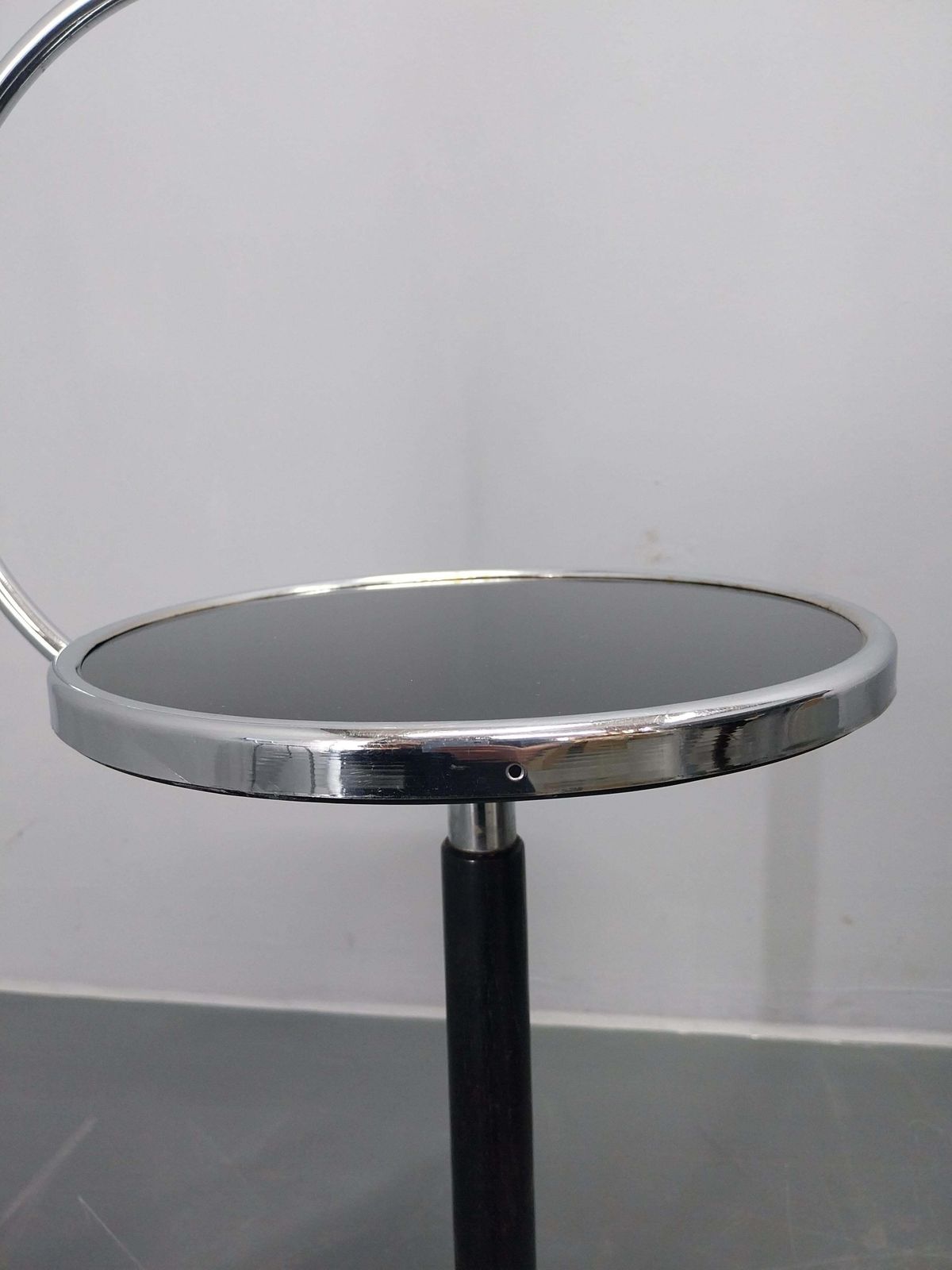 photo vintage Table d'appoint fonctionnaliste, années 1930, Tchécoslovaquie