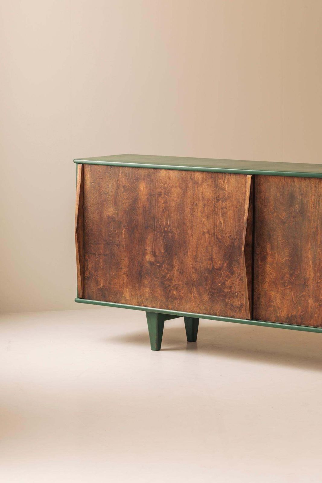 Exceptional French Sideboard From The 1950s In The Taste Of Jean Prouvé. photo 7500.0