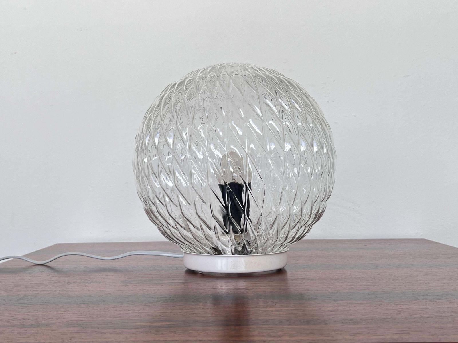 Design mid-century glazen tafellamp, jaren 1980 — Tsjecho-Slowakije photo Verlichting