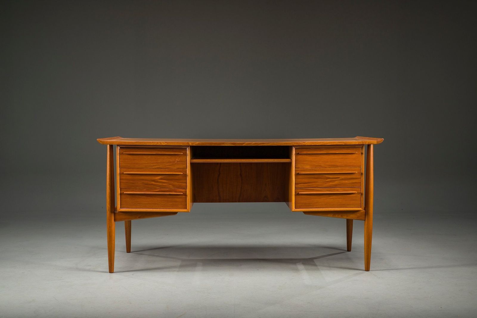 Mid Century Danish Teak Executive Desk By Arne Vodder For H.P. Hansen, 1960s