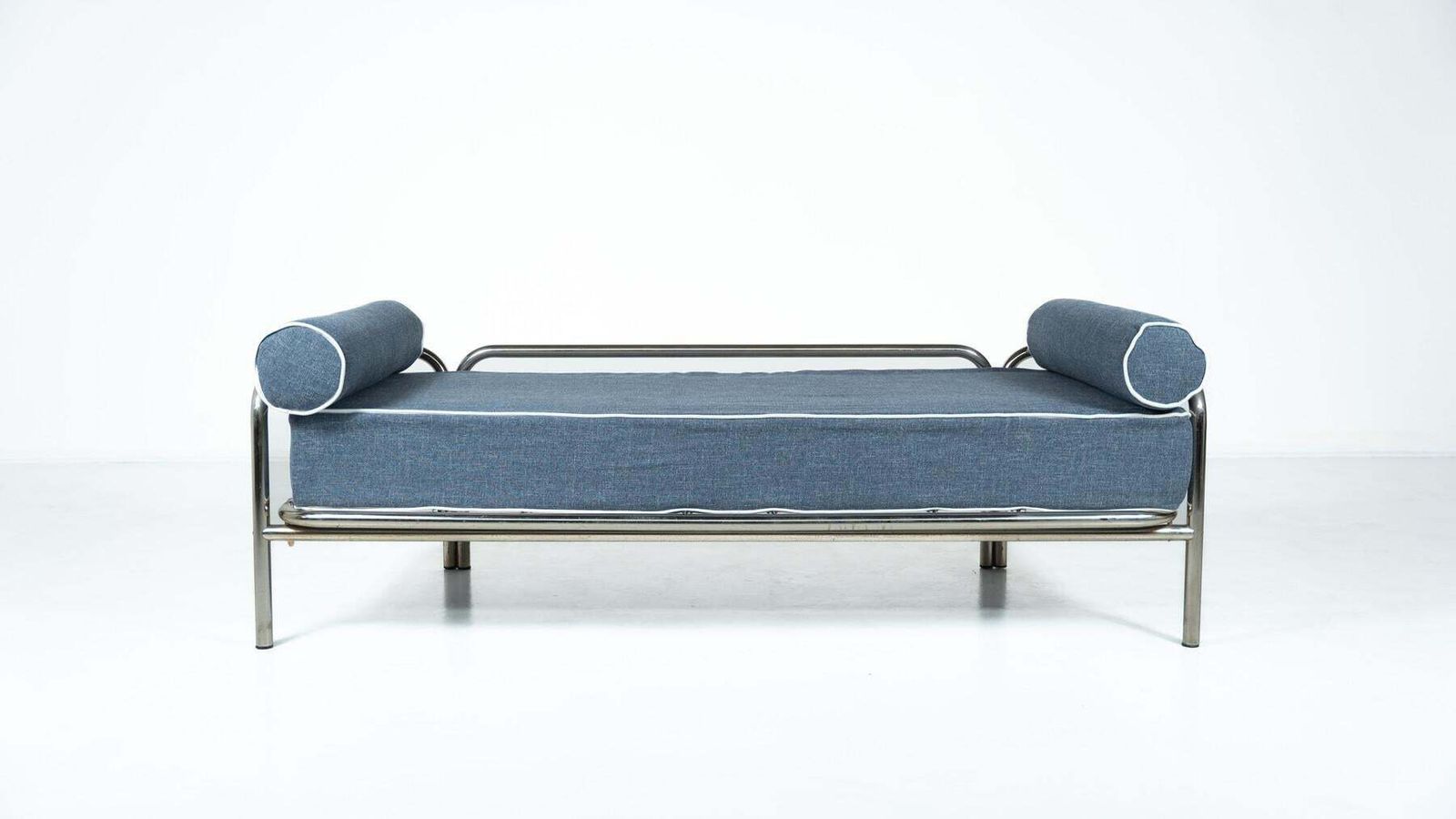 Locus Solus Daybed By Gae Aulenti For Production, Italy, 1965 photo Home Decor