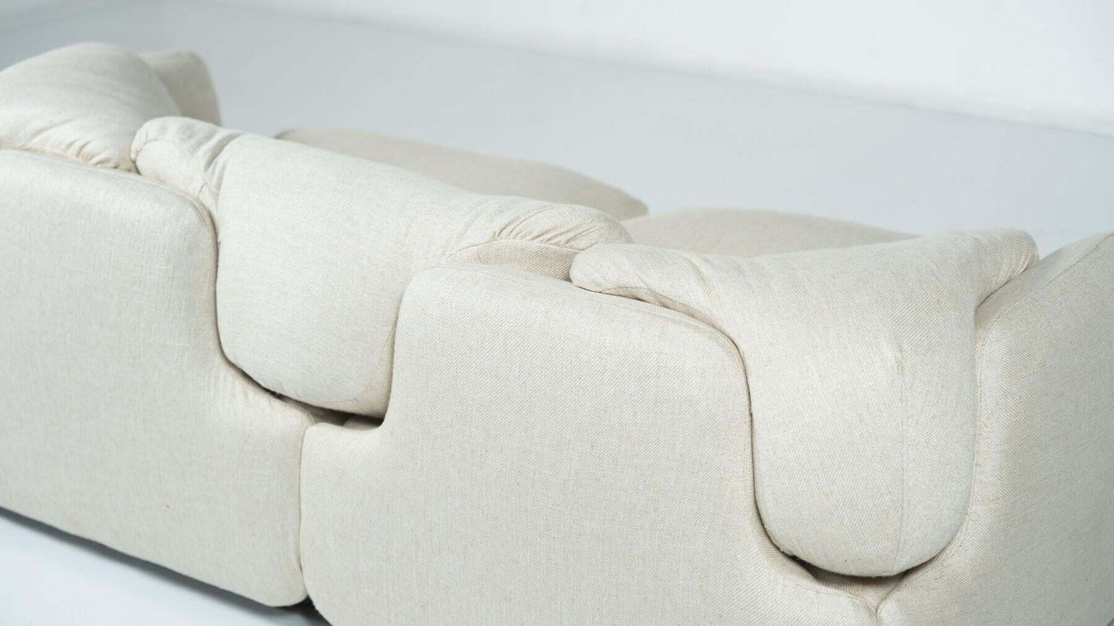 Furniture Confidential Sofa By Alberto Rosselli For Saporiti, Italy, 1970s photo