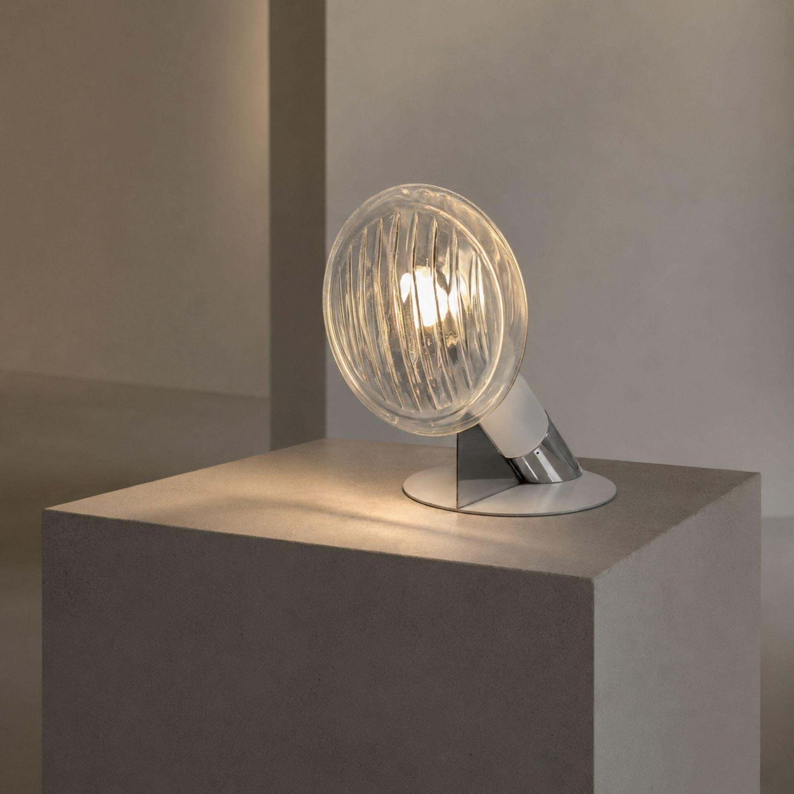1970s Italian Murano Glass Headlight Table Lamp By Carlo Nason For Mazzega photo vinterior