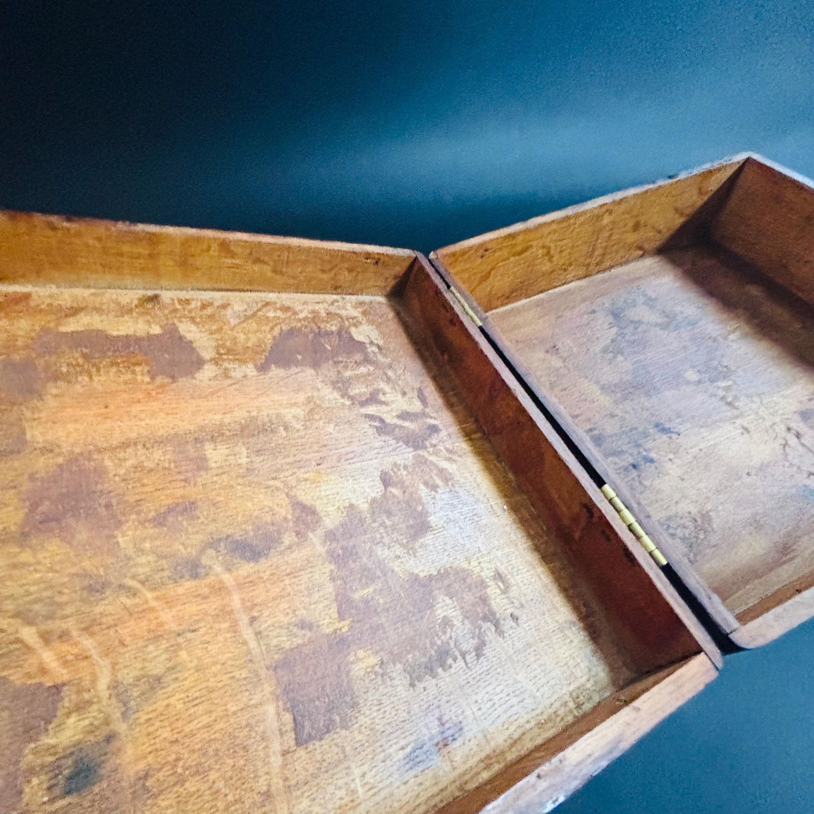 Boîte de viatique catholique d'époque en chêne anglais, garnitures en laiton, époque victorienne photo vintage