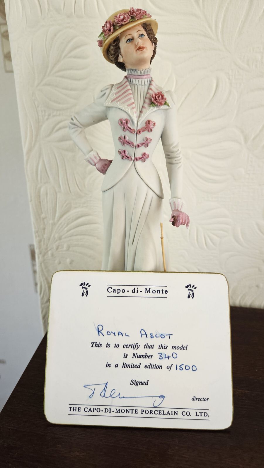 Elegant Capodimonte 'Royal Ascot' Porcelain Figurine By Jpa   World Limited Edition 340/1500 photo furniture