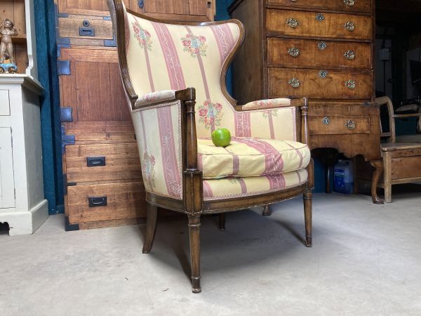 photo furniture A Fine Arts And Crafts Styled Porters Armchair