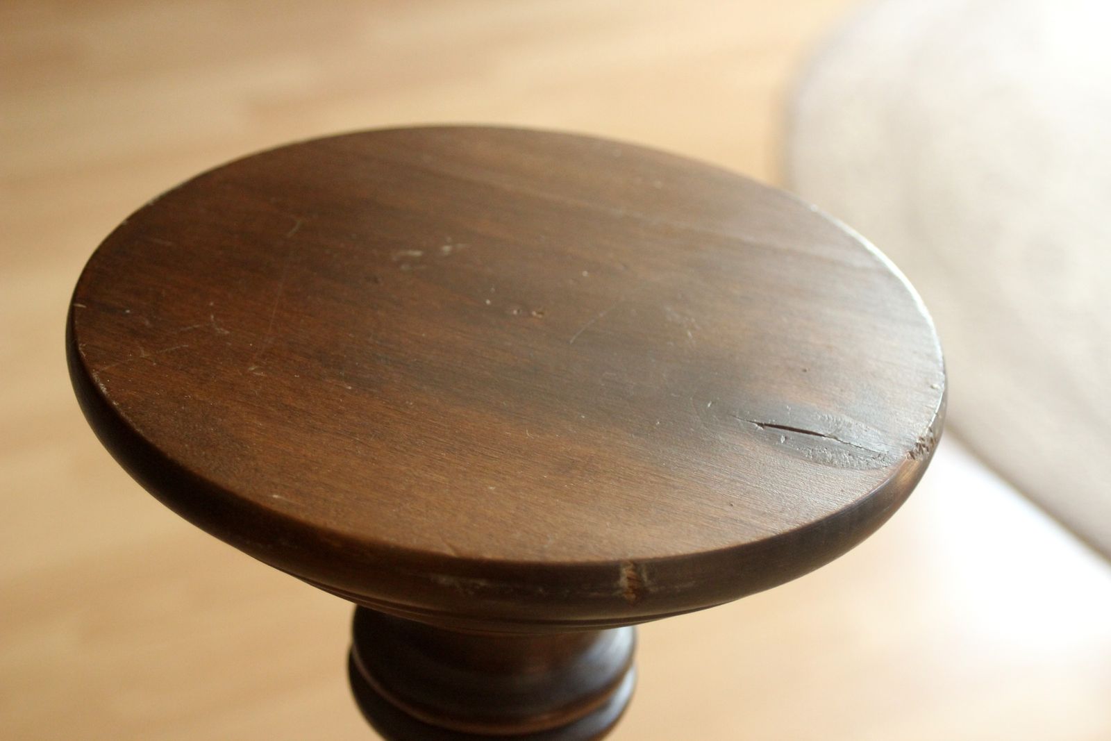 High Wooden Pedestal    Turned Coloumn   Height 66 Cm   Plant Stand   Vintage photo for sale