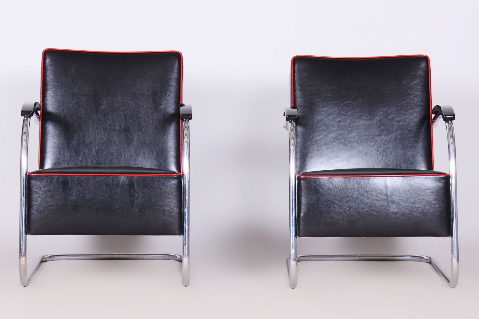 photo for sale Pair Of Restored Bauhaus Fn21 Armchairs, By Mücke Melder, Leather, Czech, 1930s