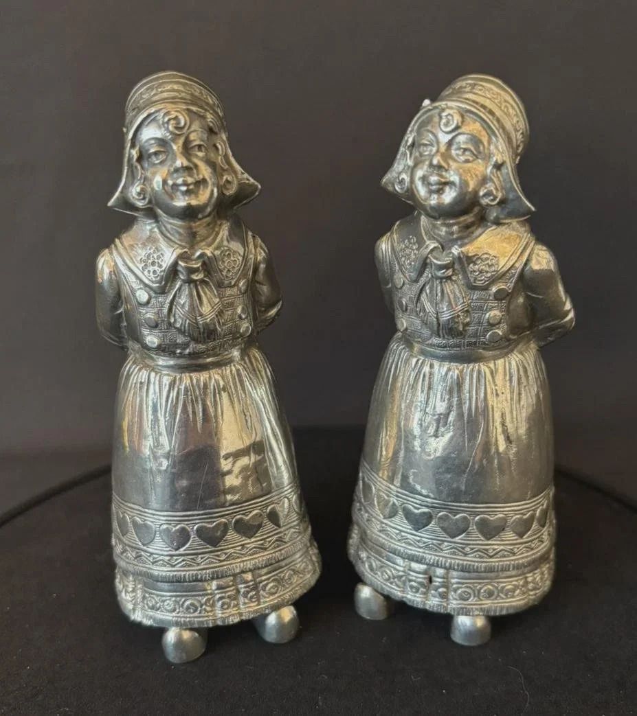 photo for sale Very Large Antique Solid Silver Dutch Girl Peppers C1900 250g 930 Grade Silver