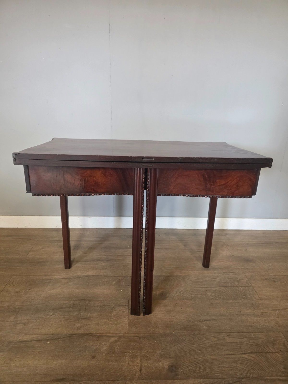 photo vinterior Antique Mahogany Georgian Chippendale Style Tea Table 1780s