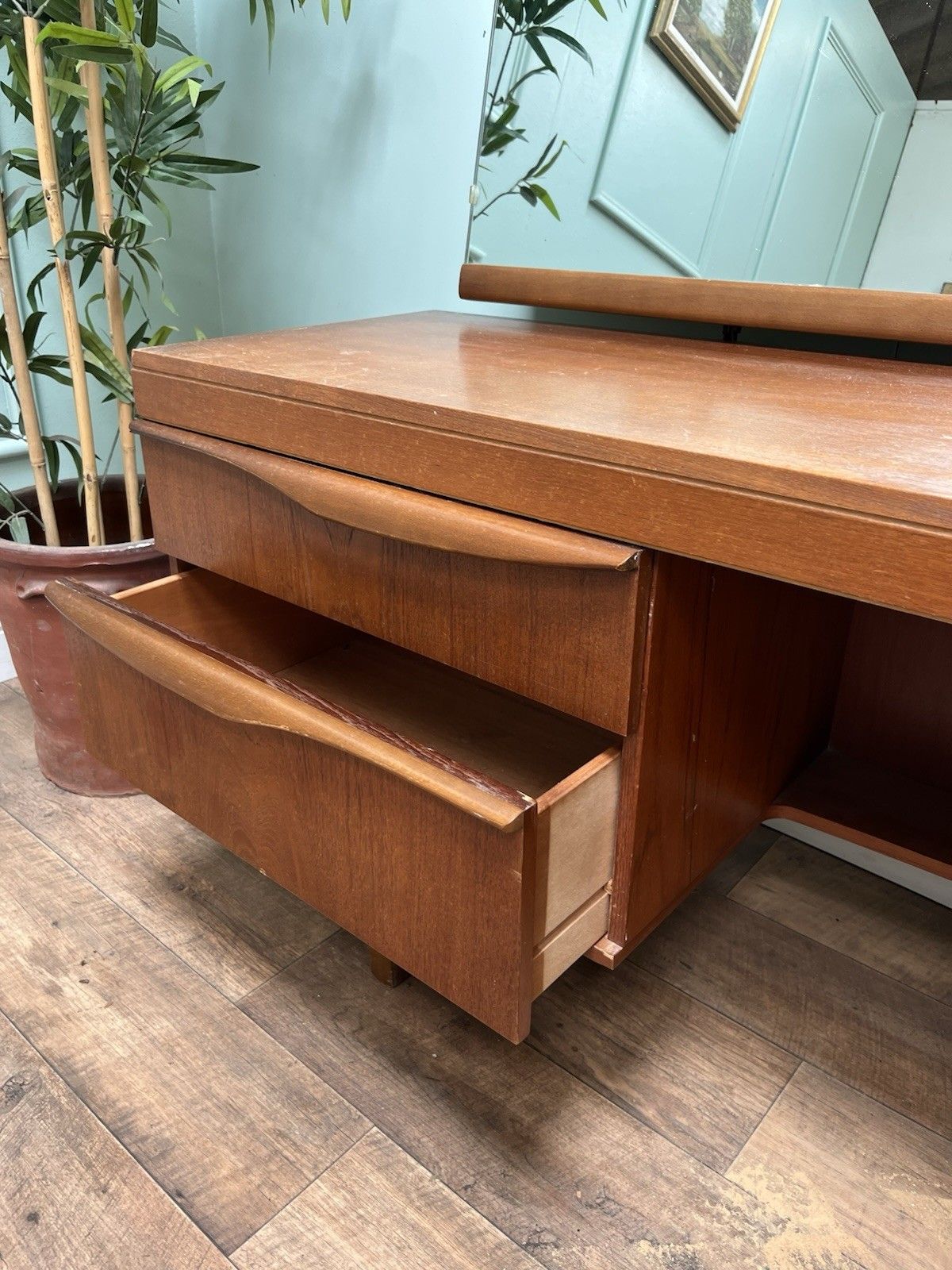 Stunning Mid Century Retro Teak Vintage Dressing Table, Sideboard, Desk photo 250.0