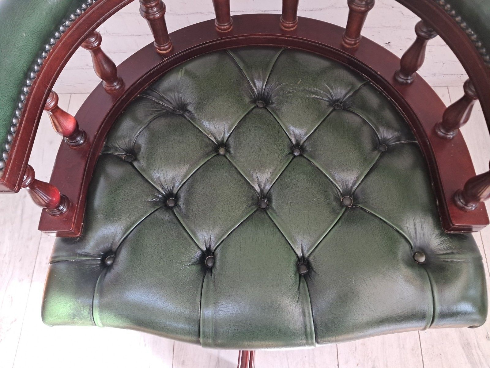 photo furniture Antique Style Captains Chair Chesterfield Style Green Leather Swivel & Tilt Desk