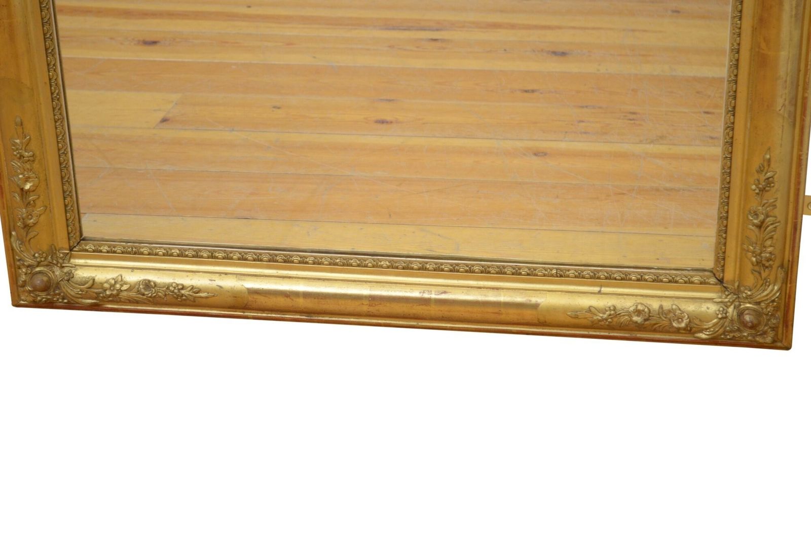 Home Decor Giltwood Wall Mirror With Flowers And New Glass photo
