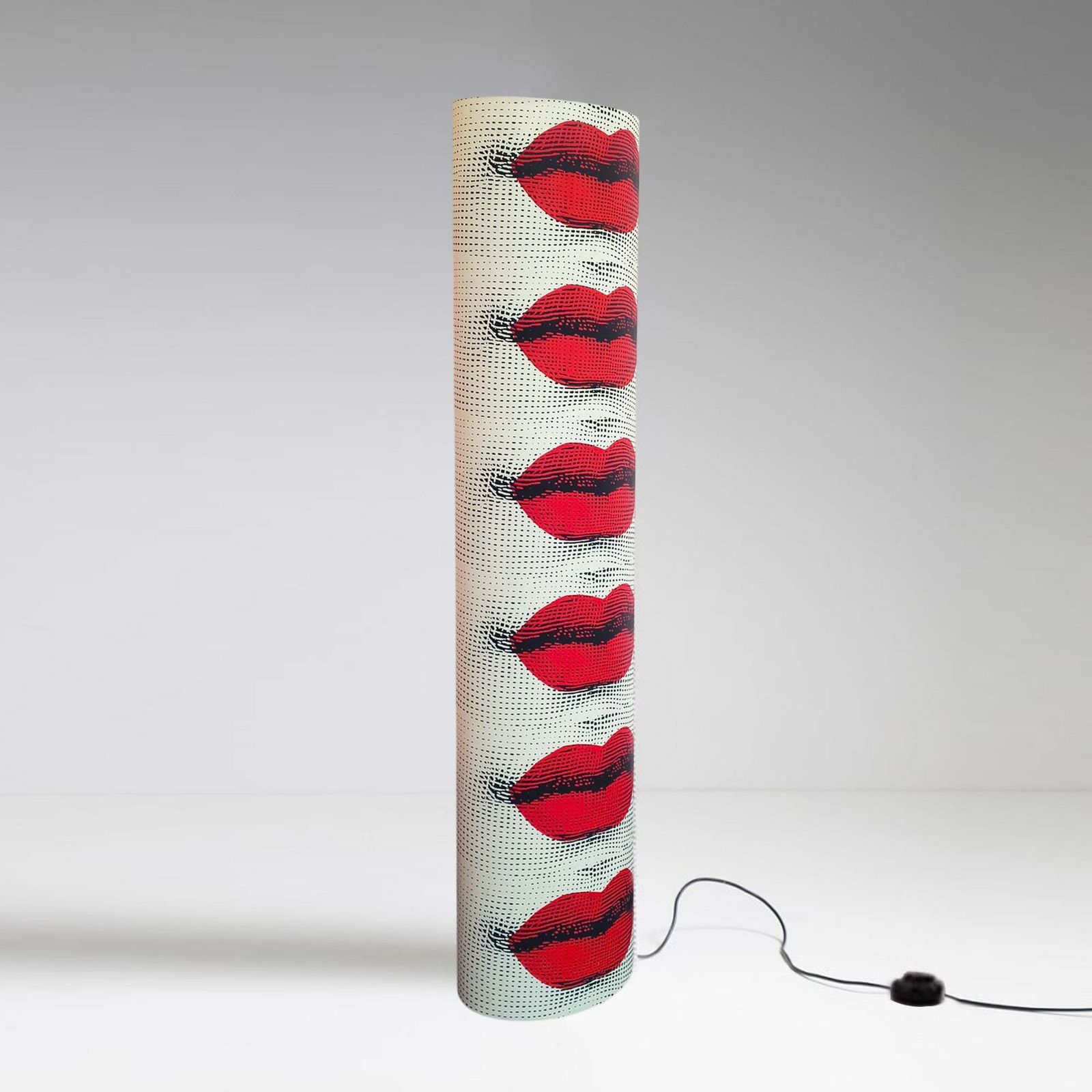 1990s Piero Fornasetti "Kisses" Floor Lamp For Antonangeli, Follia Pratica Collection. photo 1645.0