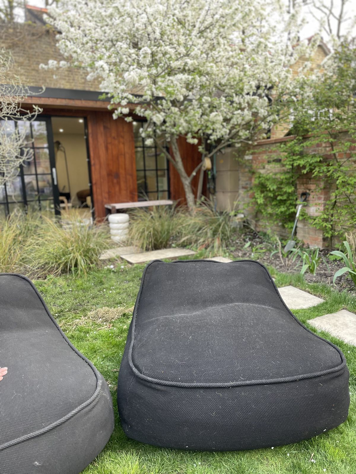 Paola Lenti Float Easy Chair Anthracite photo furniture