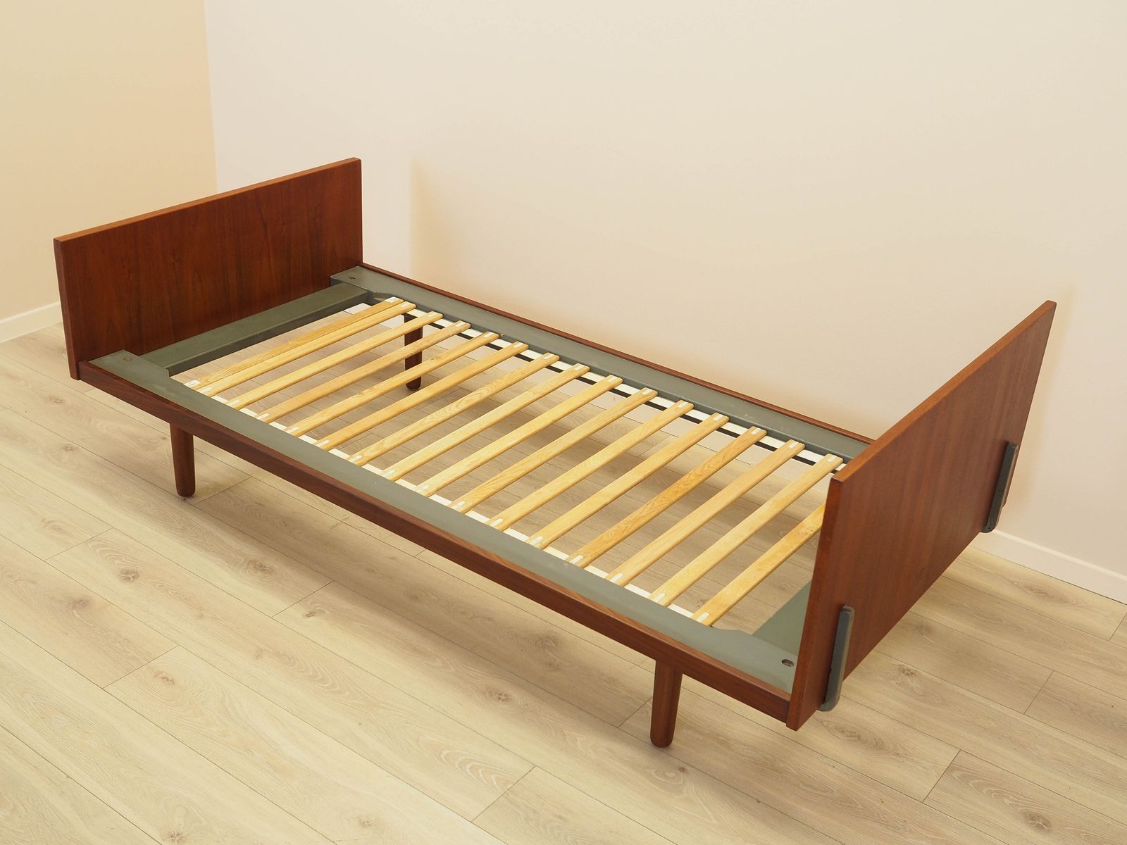 Teak Bed Danish Design 1960s Designer: Hans J. Wegner Manufacturer Getama photo 1639.0