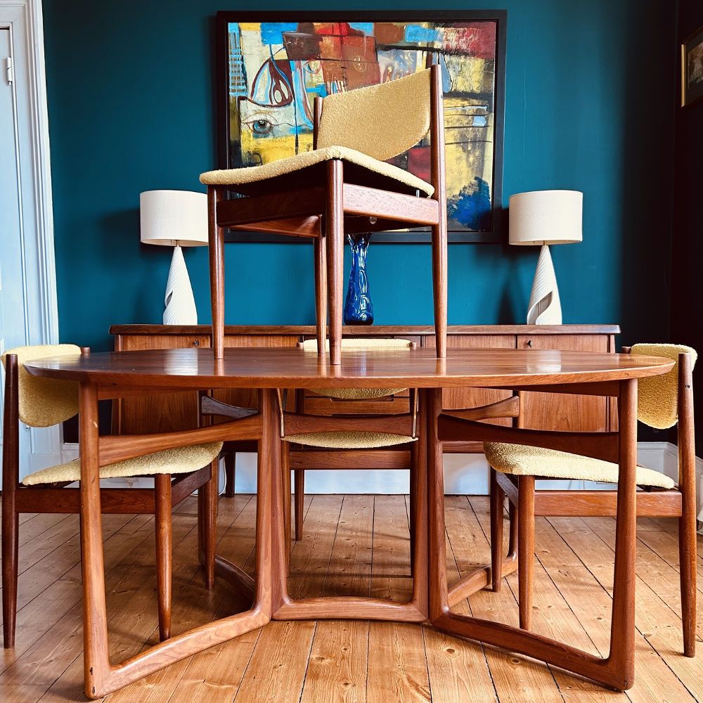 Peter Hvidt & Orla Mølgaard Nielsen Drop Leaf Dining Table For France & Søn, Denmark, 1960s photo Furniture