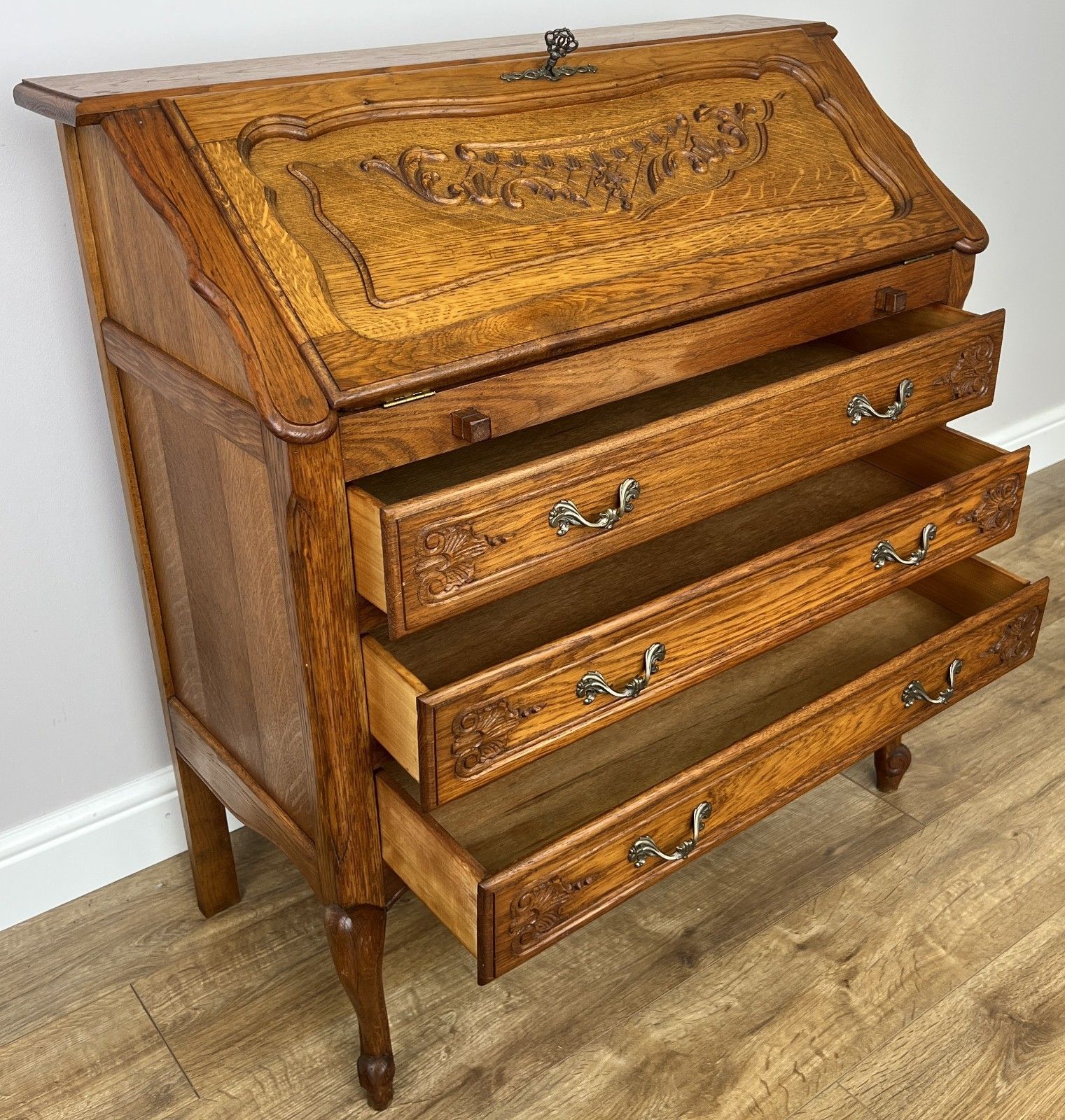photo vintage Secretaire Writing Desk Vintage French Style Oak Rare Bureaux Cabinet Lot 6091