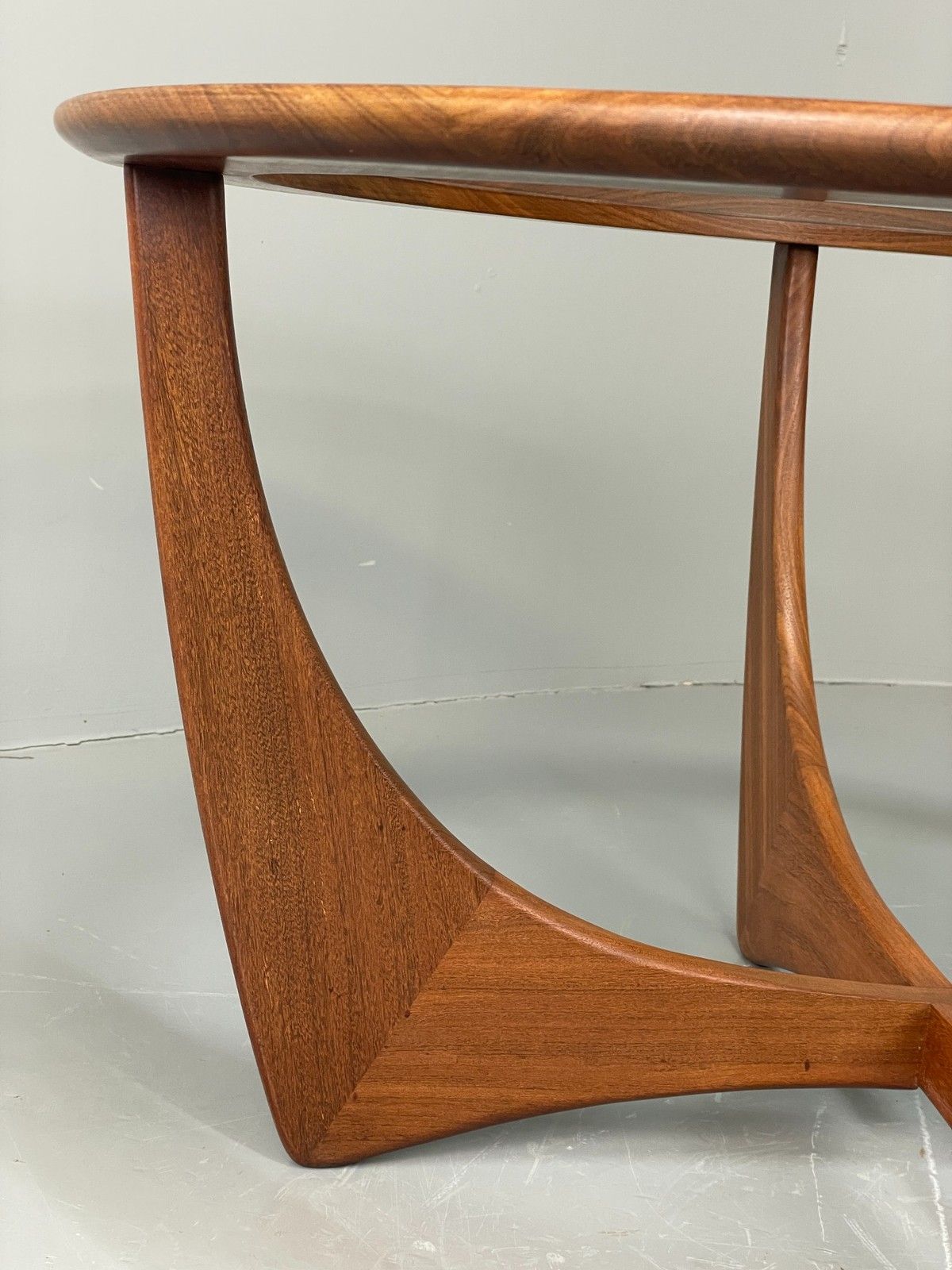 photo vinterior G Plan Astro Coffee Table Round Teak 1960s Mid Century Vintage Glass Top Eb12073