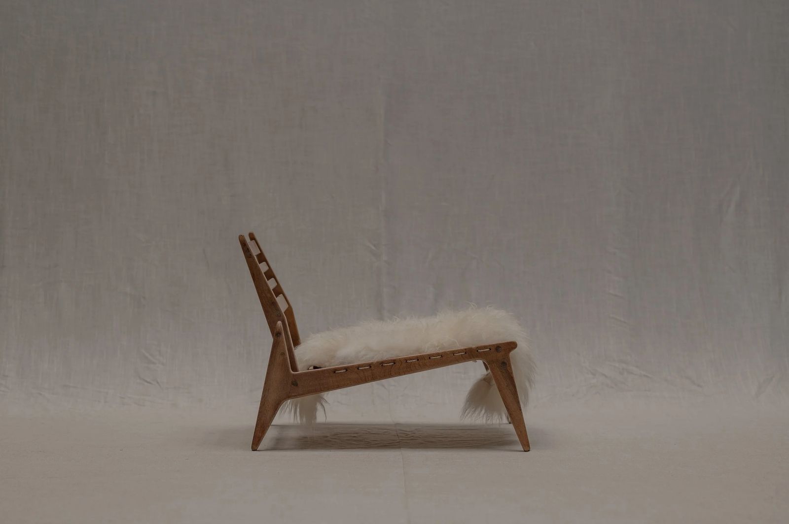 Furniture Vintage ‘Hunting’ Lounge Chair By Veb Deutsche Werkstätten Hellerau, Circa 1950s photo