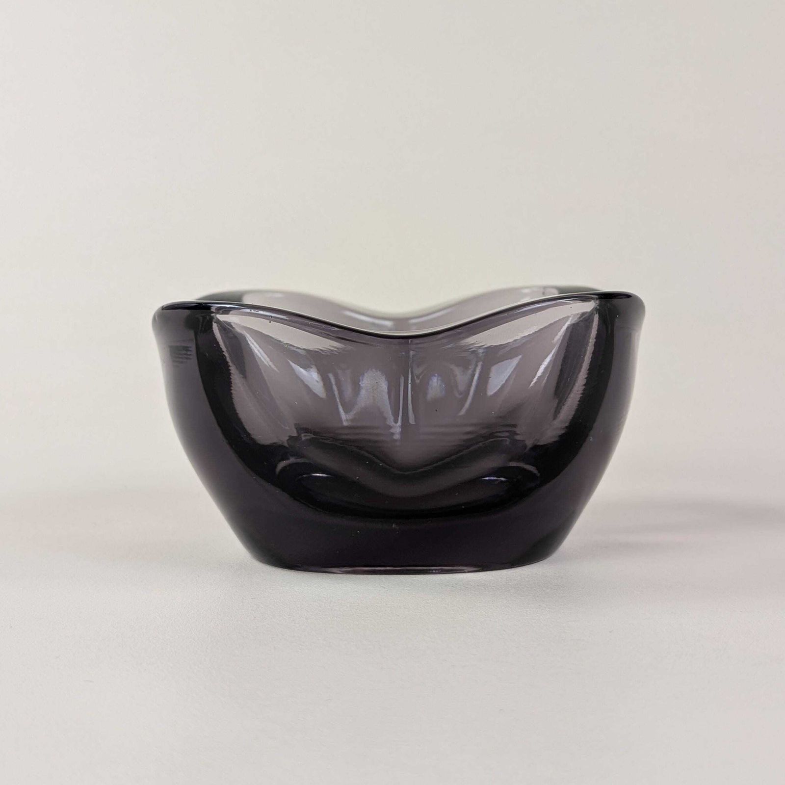 photo buy Sklo Union Amethyst Catchall Dish, Rudolf Jurnikl Heavy Glass Desk Tidy, Purple Trinket Bowl, Mid Century Modern 1960s Office Decor Ashtray