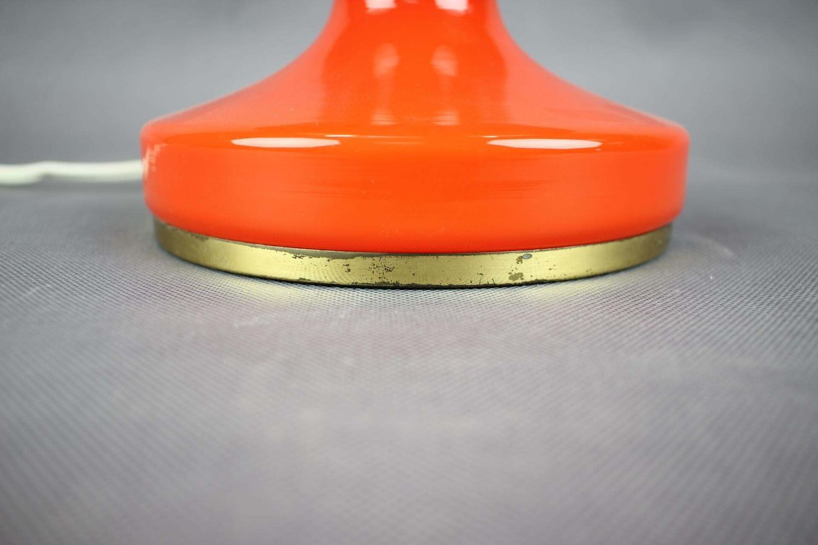 Lampe de table en verre opaline orange, Tchécoslovaquie, années 1970 photo for sale
