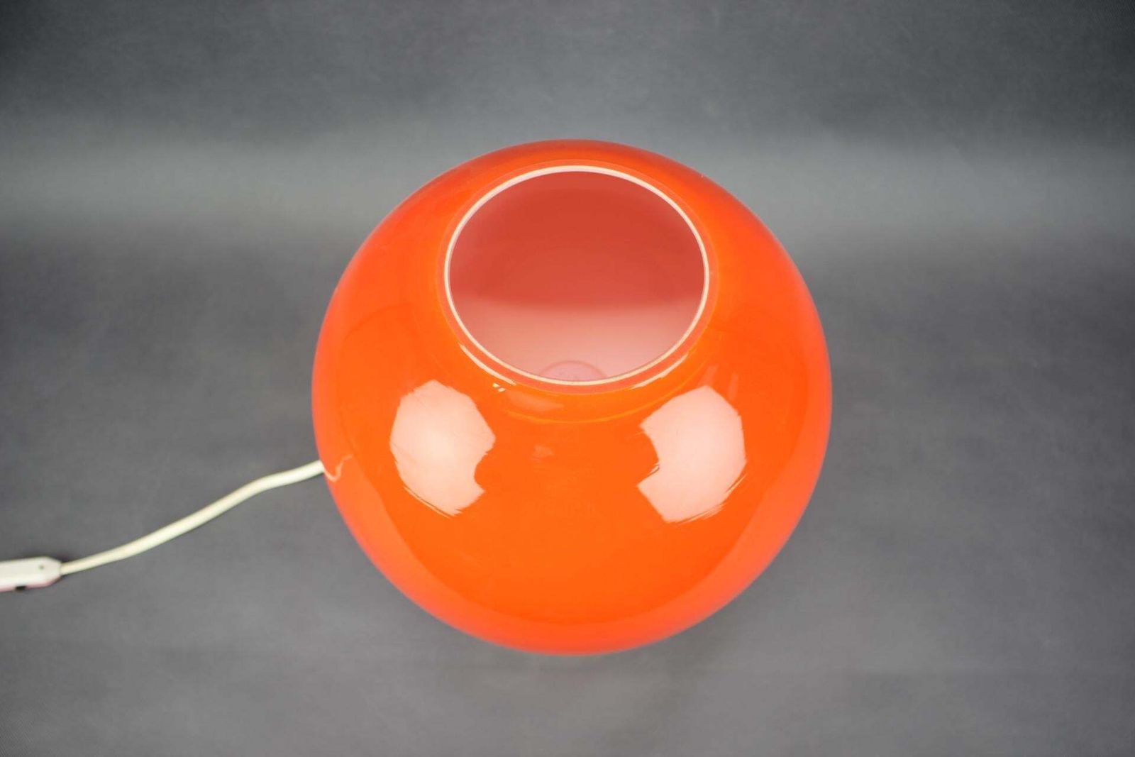 Lampe de table en verre opaline orange, Tchécoslovaquie, années 1970 photo 449.0