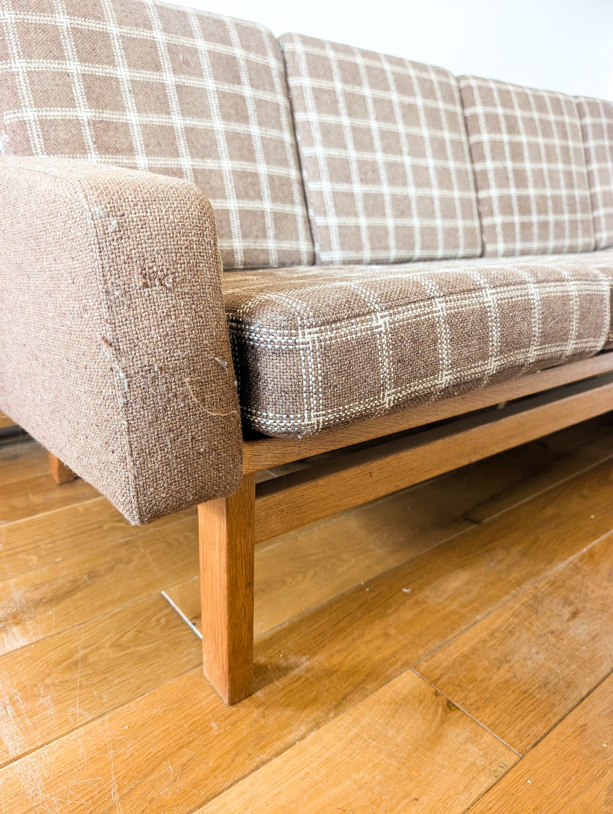 photo furniture Rare Mid Century 1960s Vintage Danish 4 Seater Retro Sofa In The Style Of Hans J. Wegner With Original Wool And Sprung Cushions