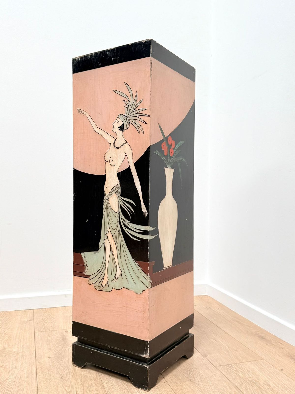 1930s Style Art Deco Column  Delivery Available 0114