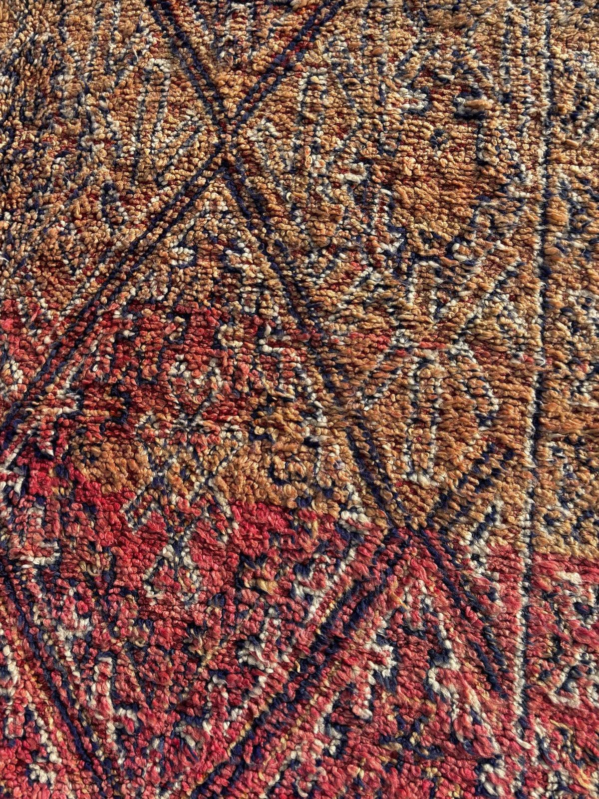 Vintage Moroccan Beni M’guild Rug 190x350 Cm – Authentic Handwoven Wool Berber Rug From The Atlas Mountains photo buy