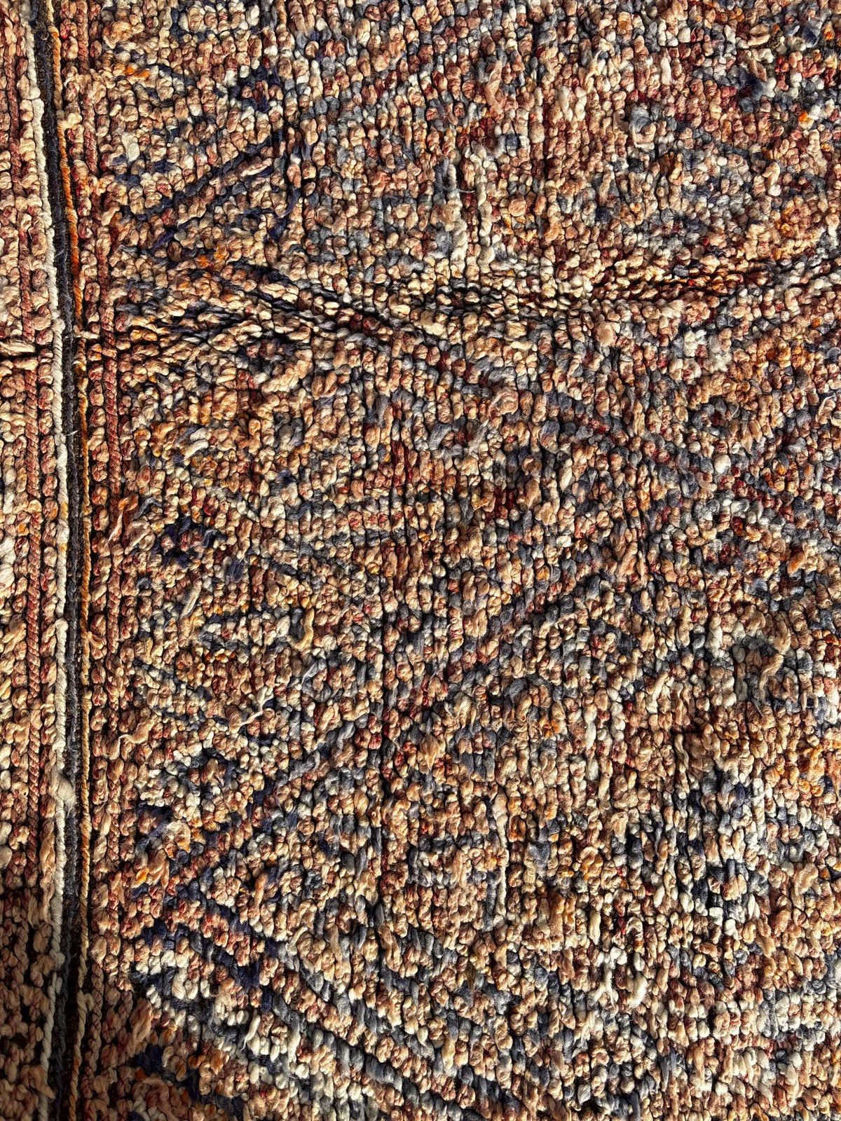 photo furniture Vintage Moroccan Beni M’guild Rug 190x290 Cm – Authentic Handwoven Wool Berber Rug From The Atlas Mountains