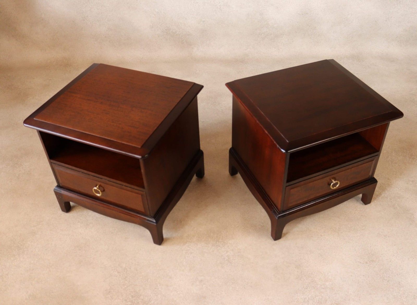 Vintage Pair Of Stag Minstrel Bedside Cabinets / Tables photo vinterior