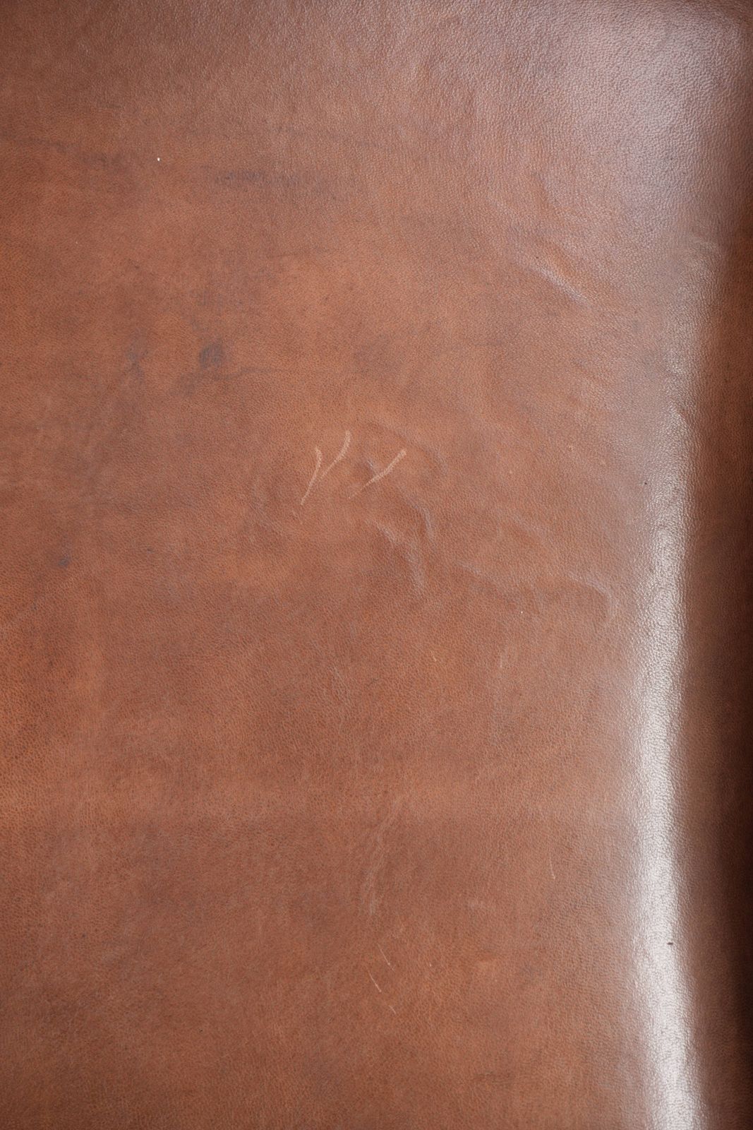 1939.0 Large Sheepskin Wing Armchair In Like New Condition, In Timeless English Style, With Excellent Seating Comfort. photo
