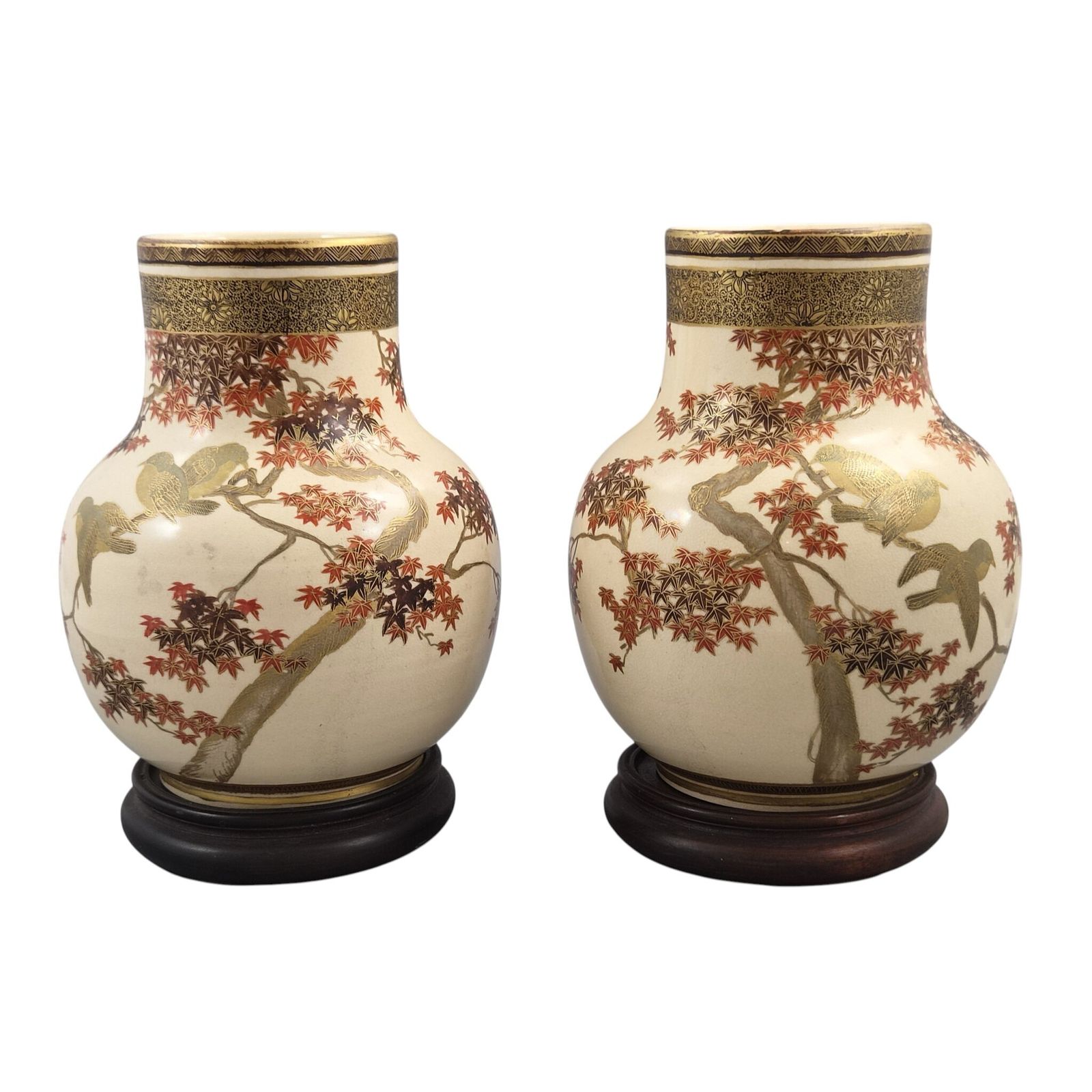 Paar Japanse Meiji Satsuma-vazen van Kinkōzan, Kyoto, ca. 1890-1910 photo 4000.0