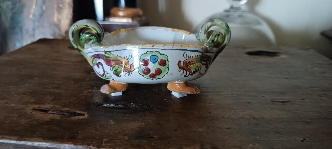Antique Majolica Sauce Pan Decorated With Grotesques 19th Century Tuscany photo furniture