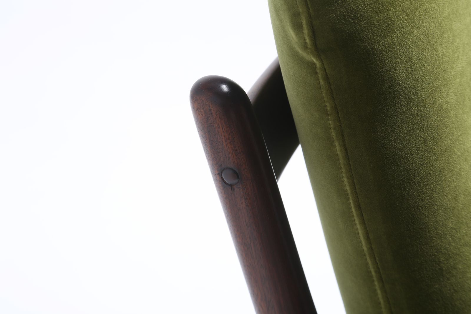 photo for sale Pair Of Ole Wanscher Pj112 Easy Chairs In Mahogany And Green Cotton Velvet For Poul Jeppesen, 1950s.