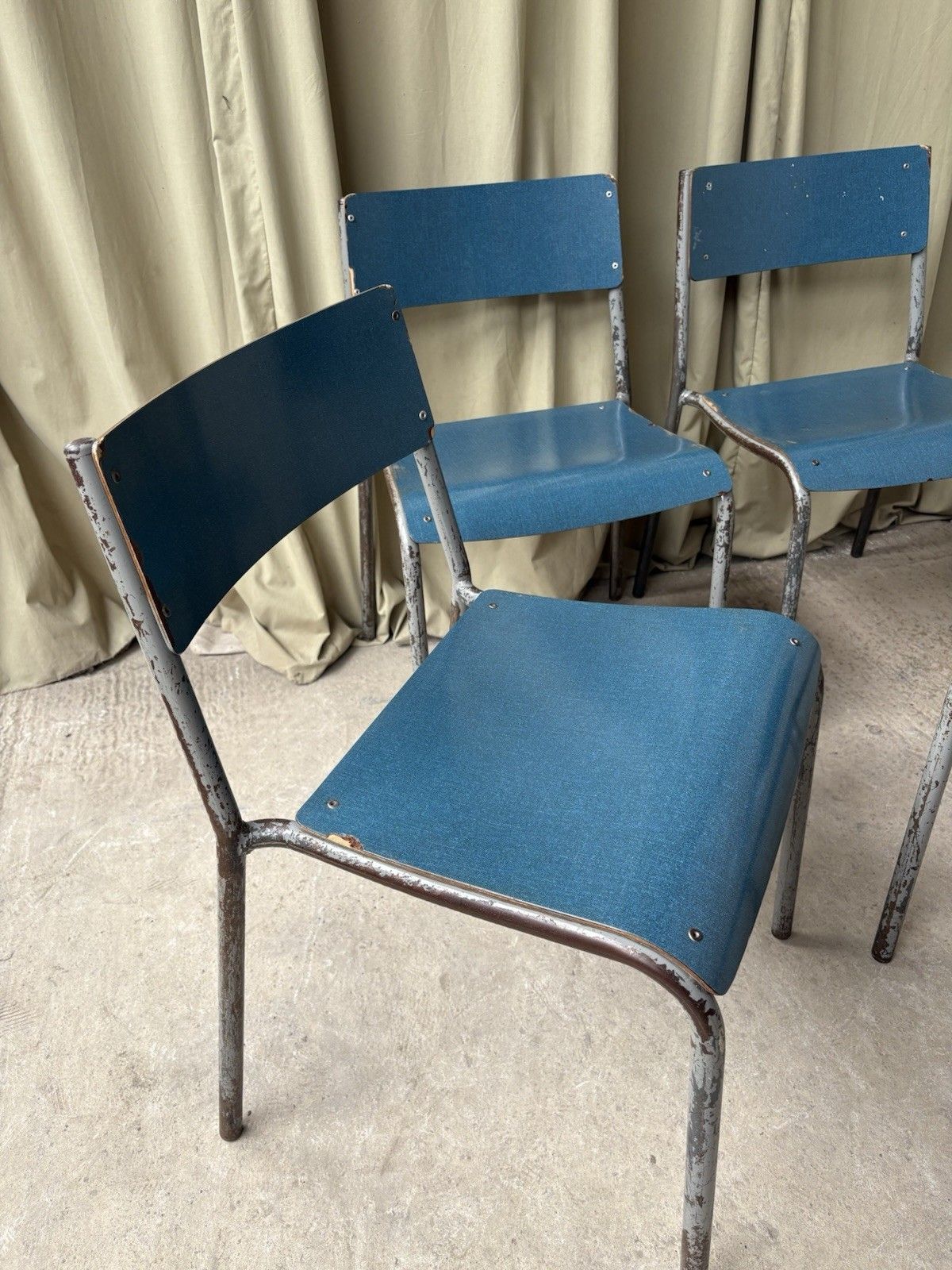 Vtg Mid Century Industrial Metal Set Of 4 Stacking Dining Chairs Retro R1194 photo vinterior