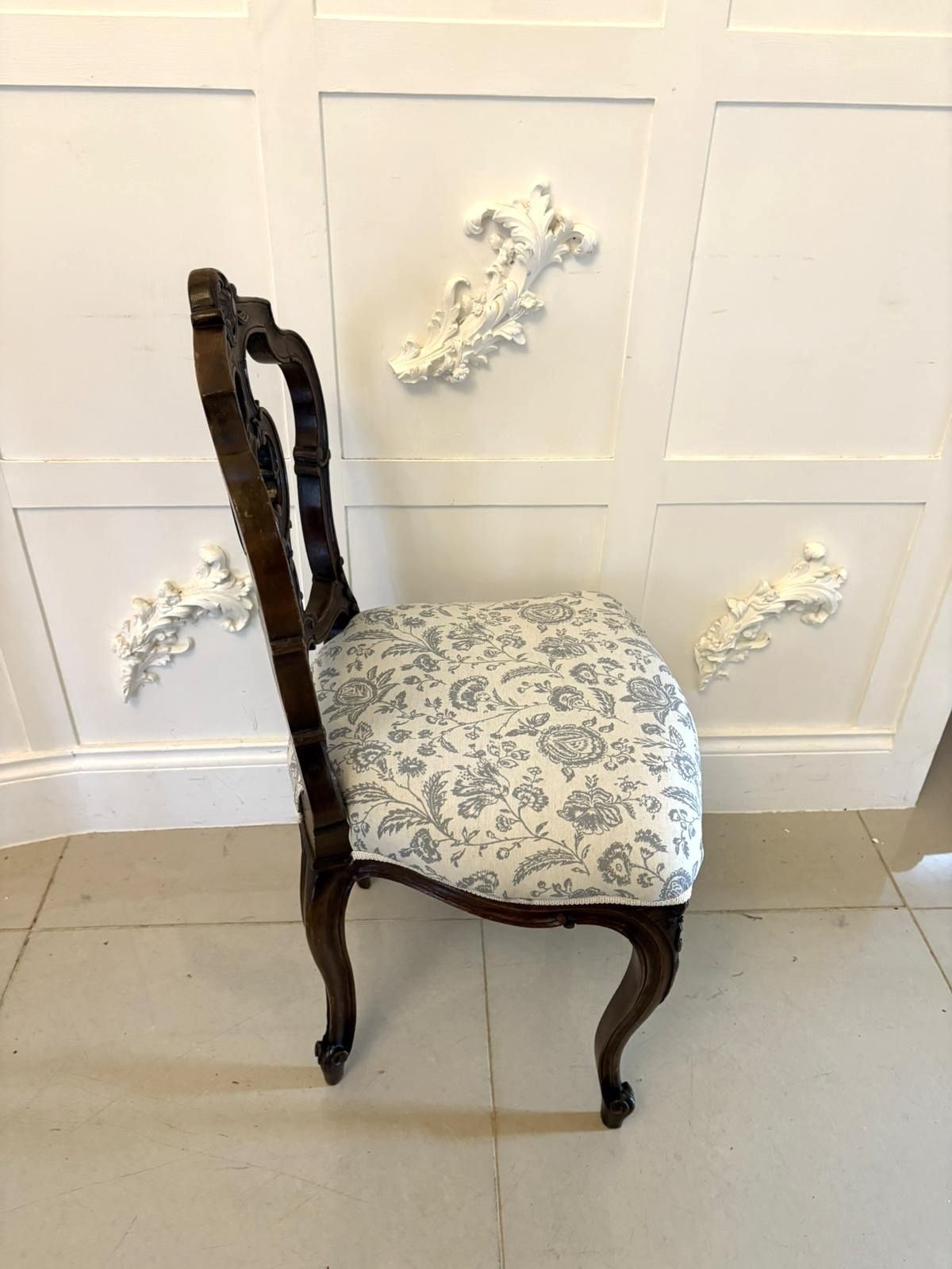 Furniture Quality Antique 19th Century Carved Walnut Side Chair photo