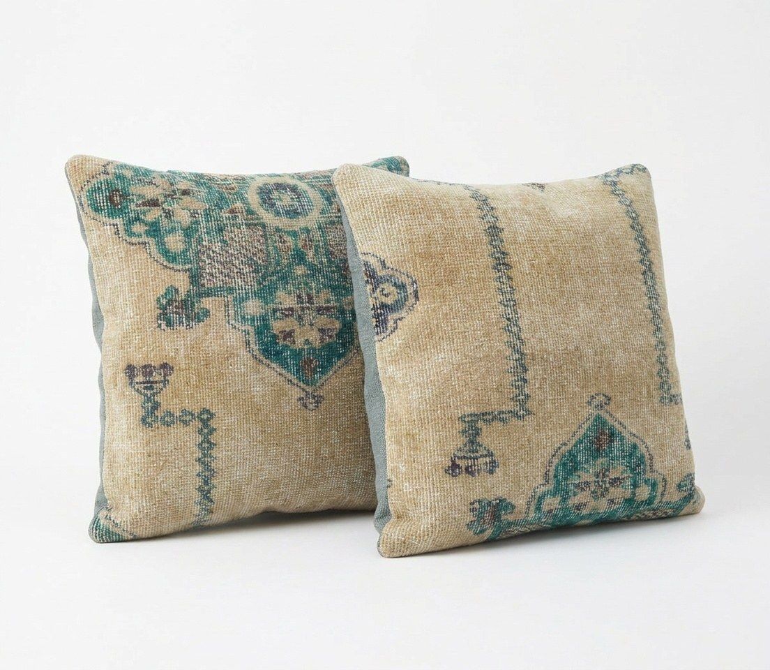 Anatolian Oushak Rug Pillow Cover 50 X 50 Cm   Set Of Two photo for sale