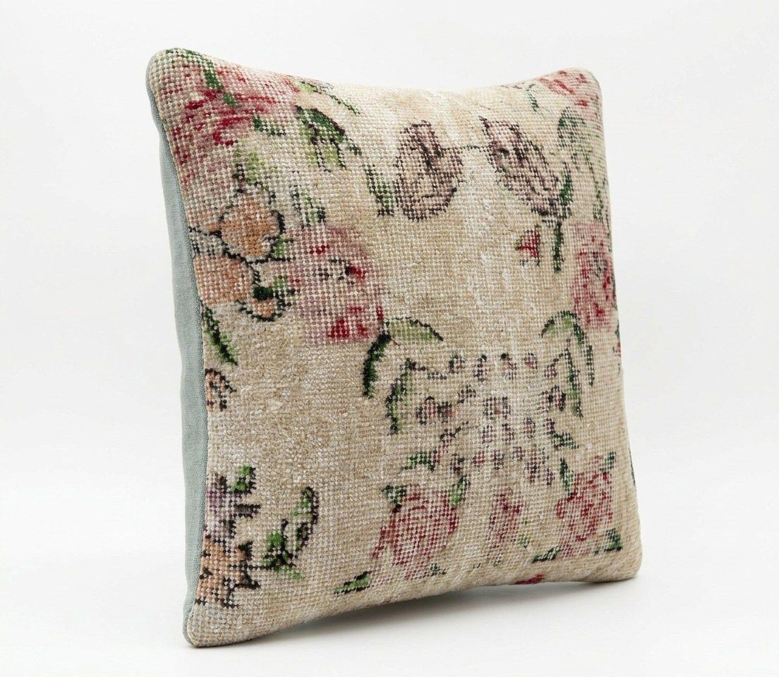 Turkse Wollen Vloerkleeddeksel 48 x 49 cm photo furniture